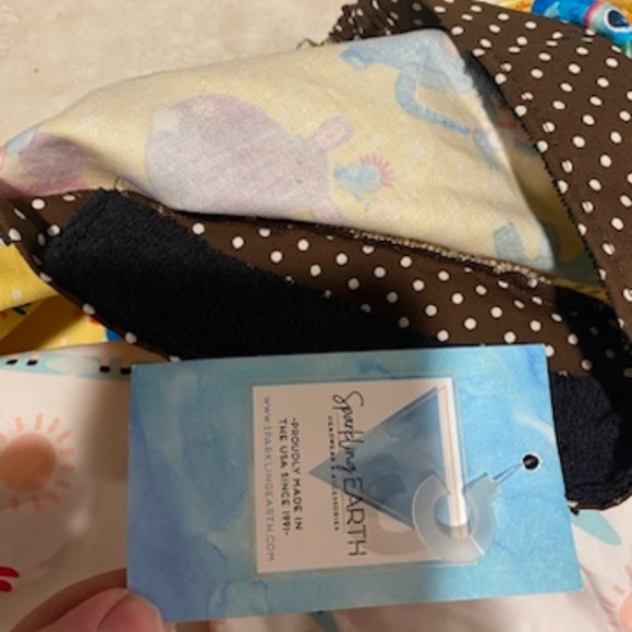 Scrub hats. Two pieces New - Picture 3 of 3